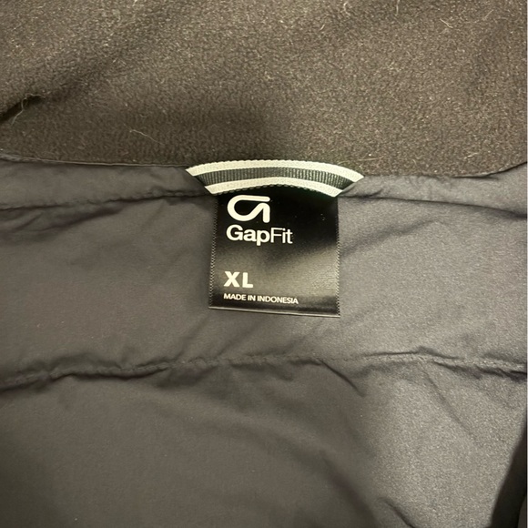 Gap Fit winter puffy jacket - Picture 4 of 4